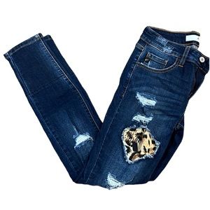 - KanCan skinny jeans leopard inset 5/26 EUC